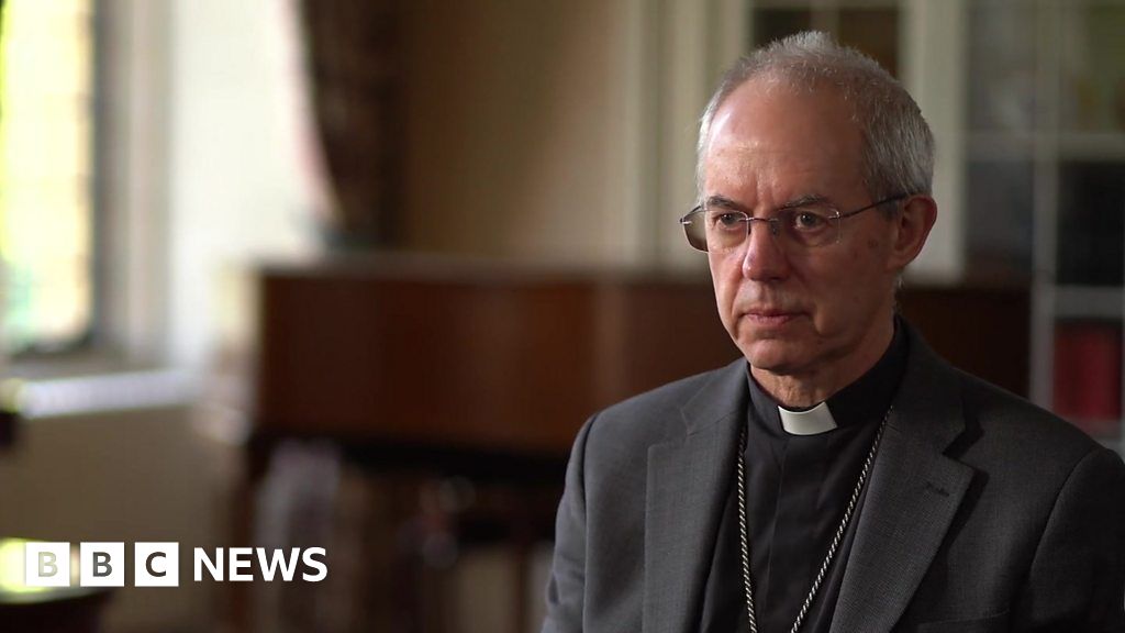 The Archbishop of Canterbury calls on public to pray for the Queen ...