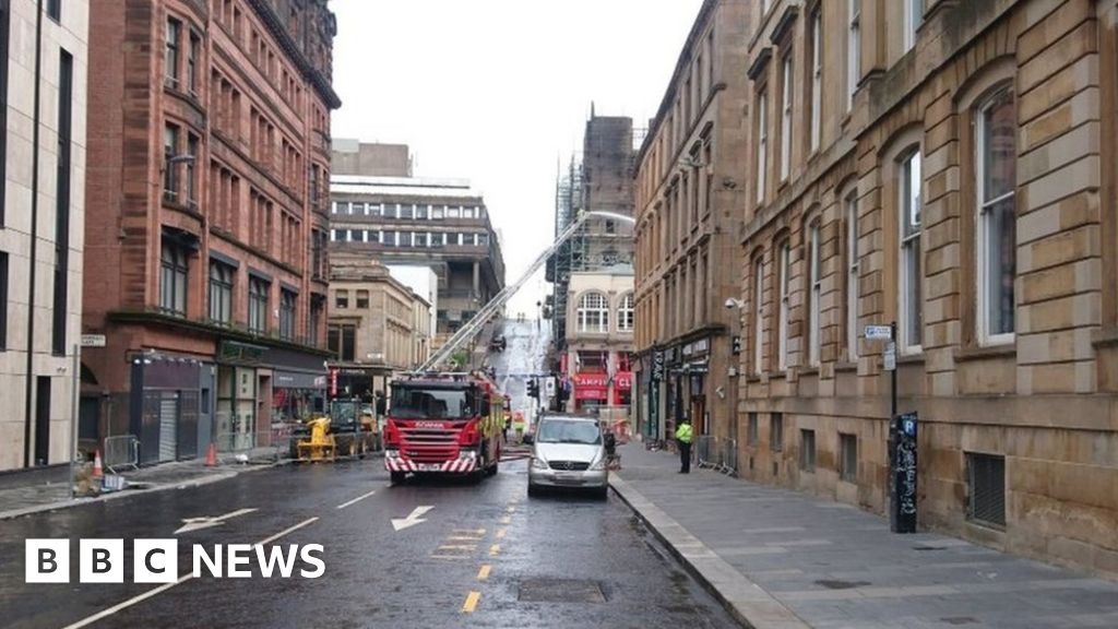 Glasgow art school blaze Fire crews spend second day at the scene
