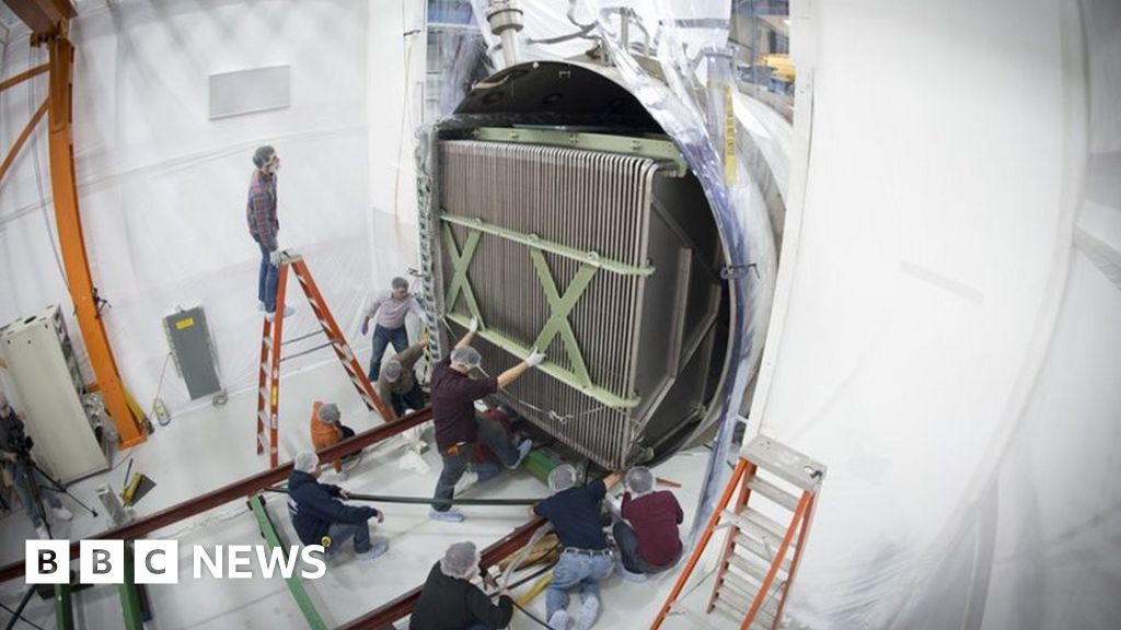 Neutrino result marks new chapter in physics