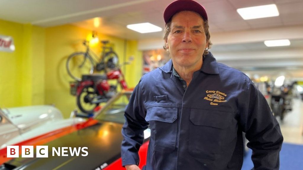 Car enthusiast opens Taunton County Classics Motor Museum BBC News