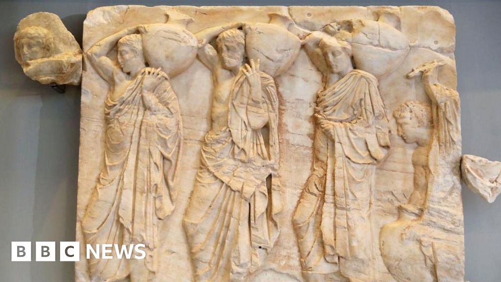Vatican returns Parthenon sculptures to Greece