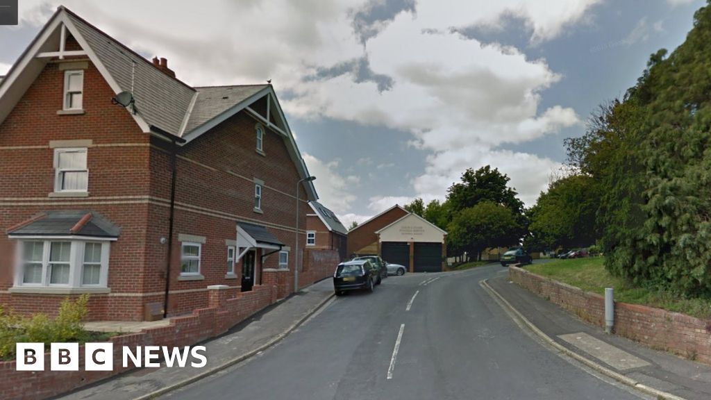 Blandford Forum stabbing Three men and two women arrested BBC News