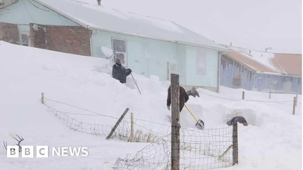 Winter storm’s icy blast hits 200 million in US