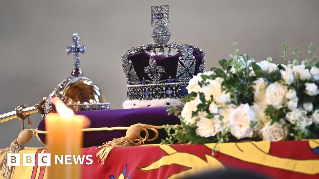 Man charged over Queen coffin incident