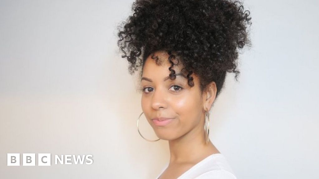 Black natural hair: Why women are returning to their roots - BBC News