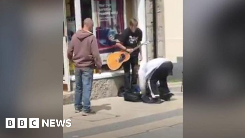 Thieves jailed for stealing from blind busker in Bangor