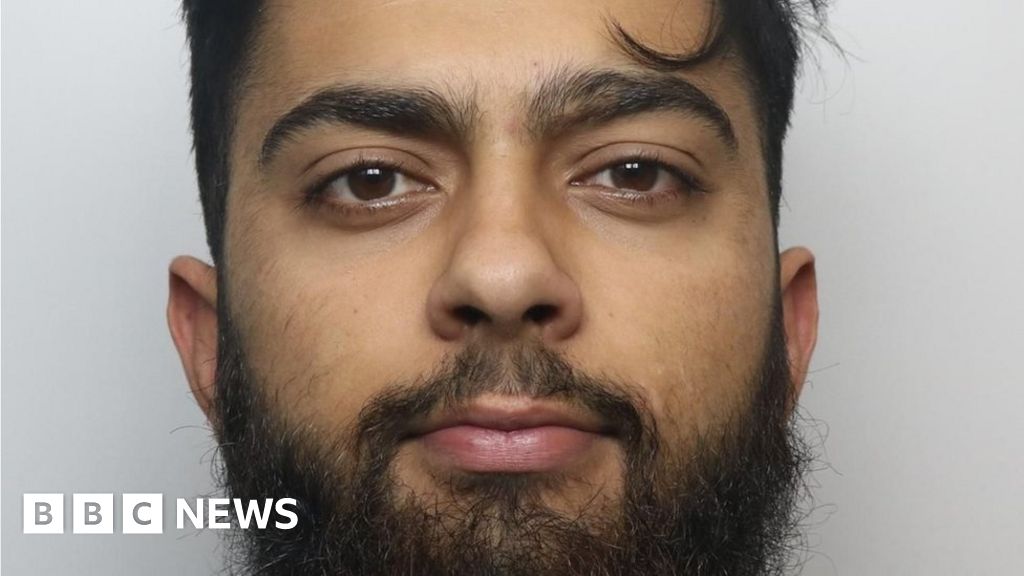 Mohammed Khubaib jailed over kidnapped teen ransom demand - BBC News