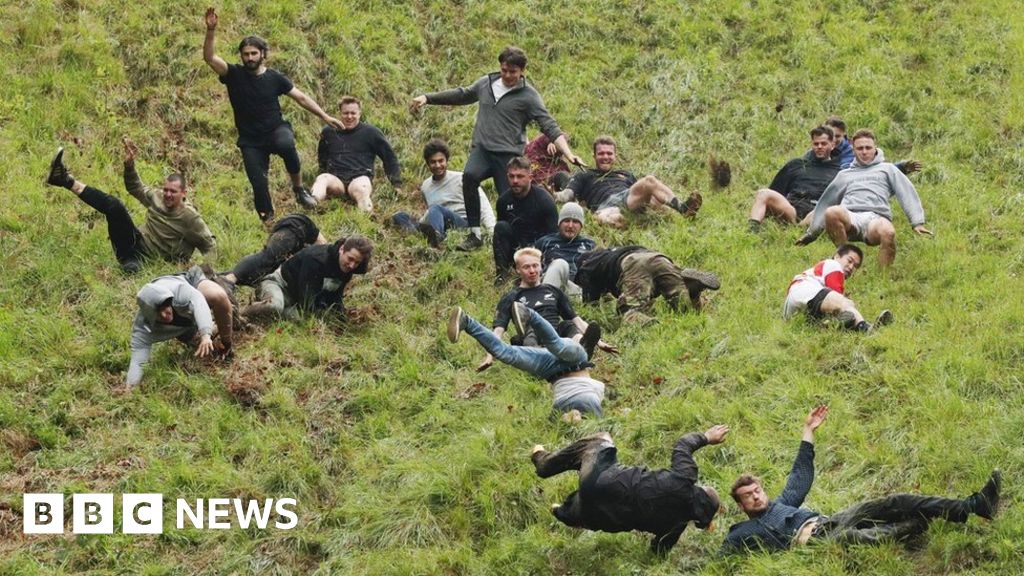 Gloucestershire cheese rolling event strains emergency services