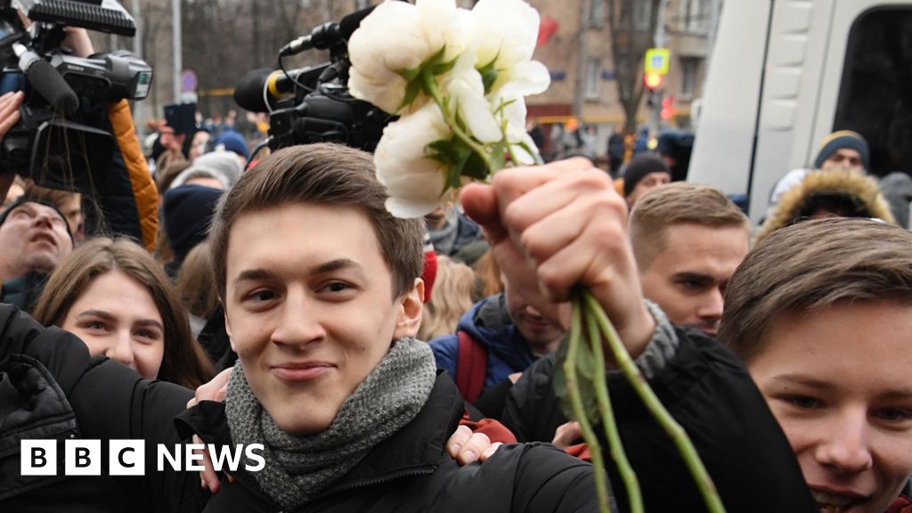 Zhukov Case: Young Symbol Of Russian Opposition Avoids Jail - BBC News