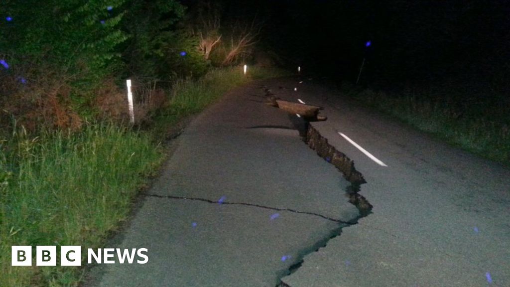 New Zealand Earthquake Two Dead Following Powerful Tremor Bbc News