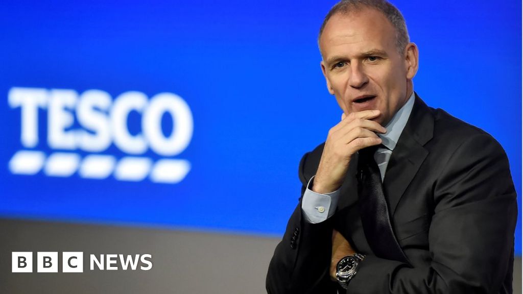 Tesco boss Dave Lewis in shock departure
