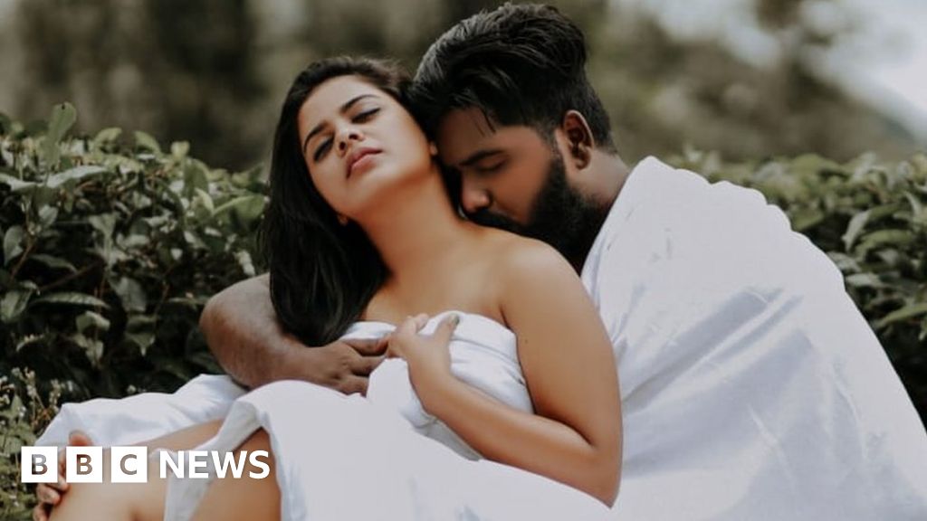 1024px x 576px - India couple bullied for intimate wedding photoshoot - BBC News
