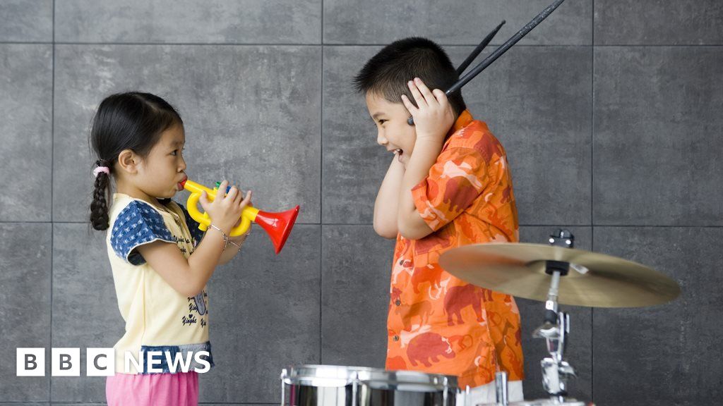 Why Is Modern Music So Loud Bbc News