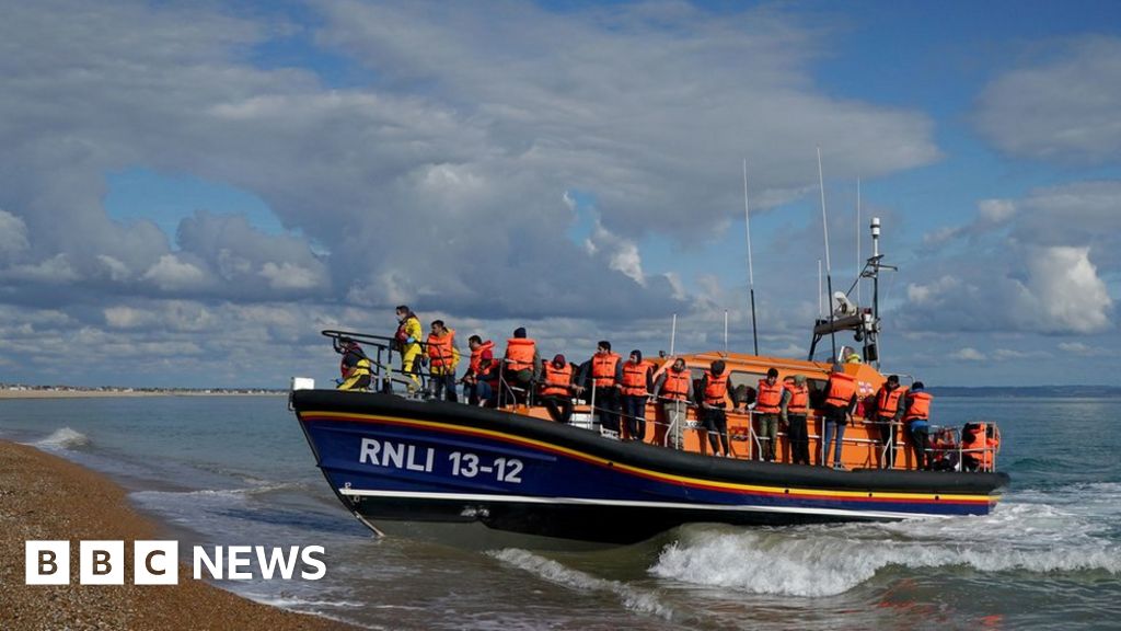 Tory MPs pile further pressure on Rishi Sunak over Rwanda bill