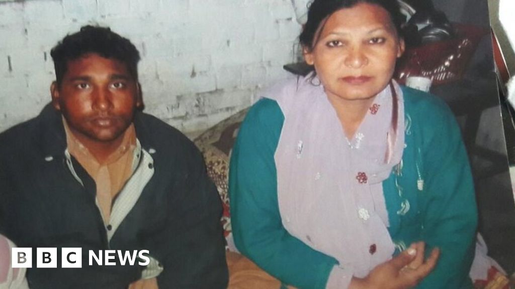 Pakistan overturns Christian couple's blasphemy death sentences