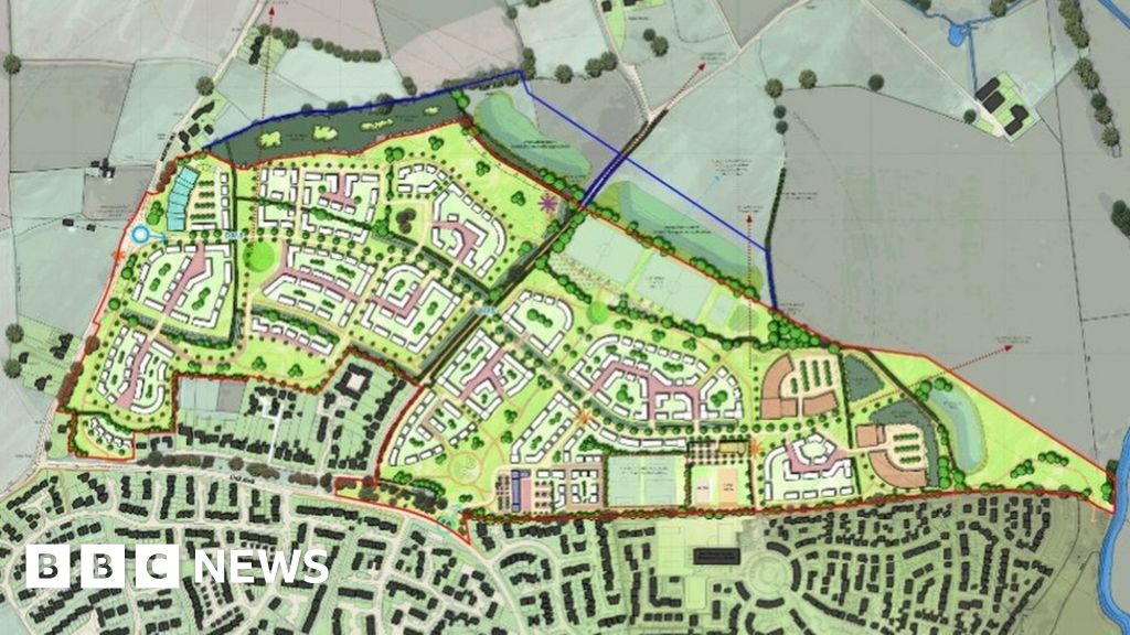 'Tsunami' of new homes in Yeovil approved despite objections - BBC News