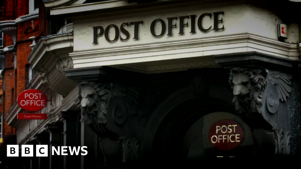 Post Office scandal: Former staff contacted over prosecutions - BBC News