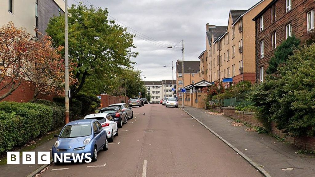 Man, 84, Dies After Crash With Parked Car In Glasgow