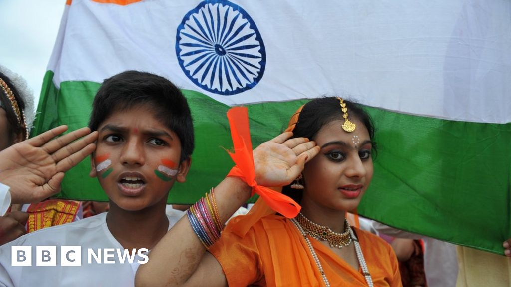 India Cinemas Ordered To Play National Anthem Bbc News 