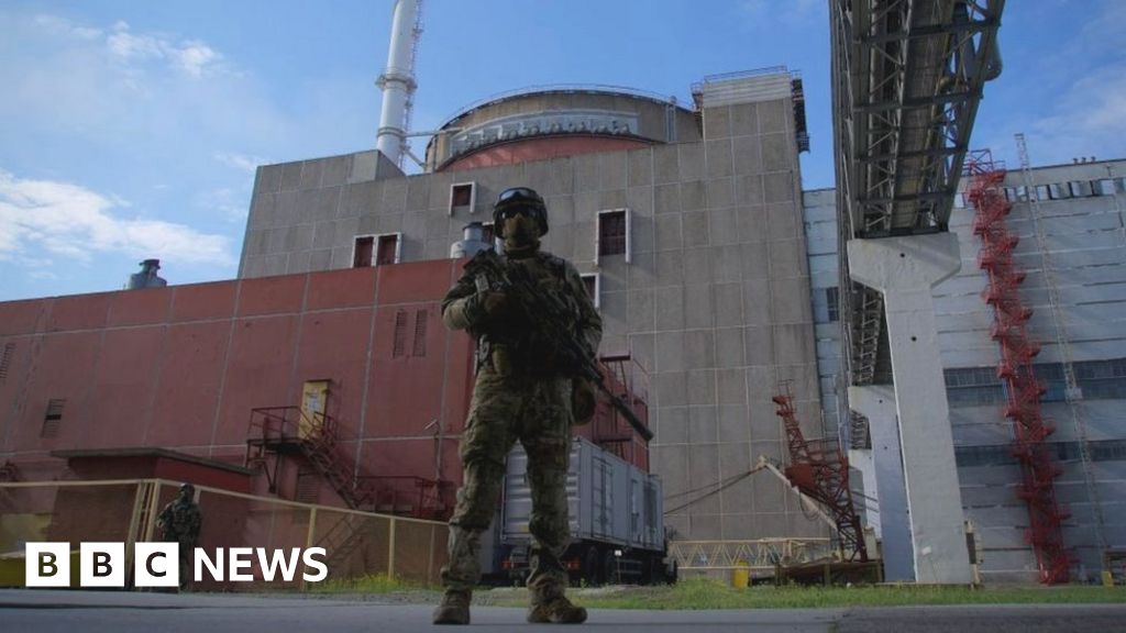 Ukraine war: Zelensky warns Russian soldiers at Zaporizhzhia nuclear plant - bbc