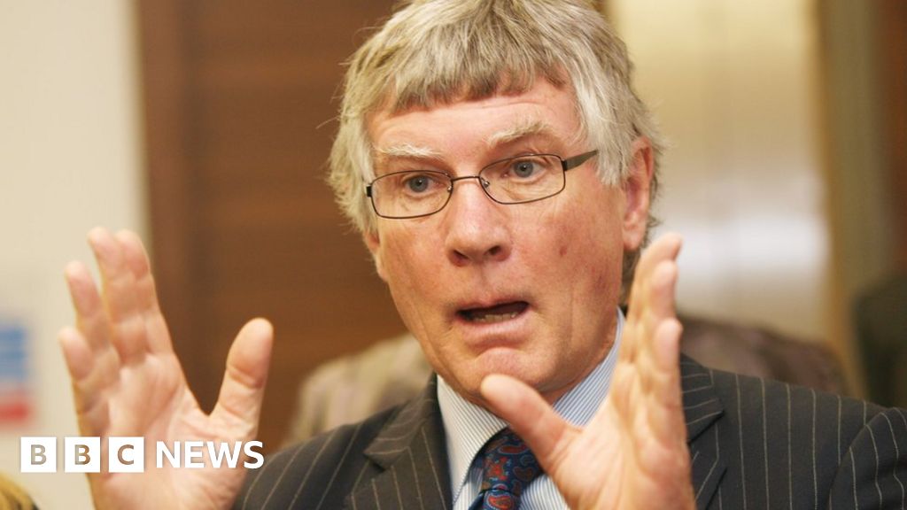 Carl beech: judge suggests he was 'mistaken' about the VIP abuse search warrant