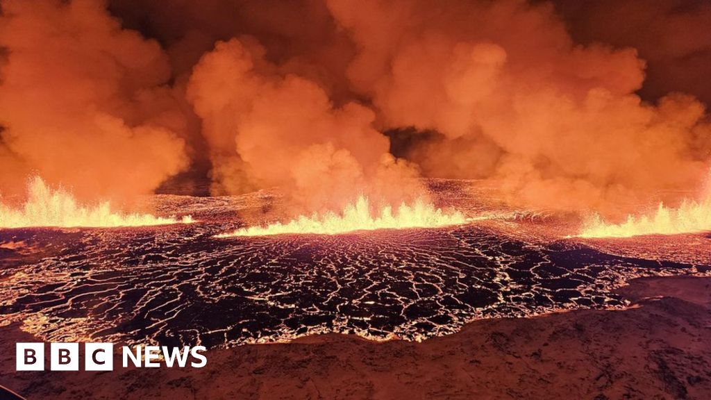 Volcano erupts in south-west Iceland