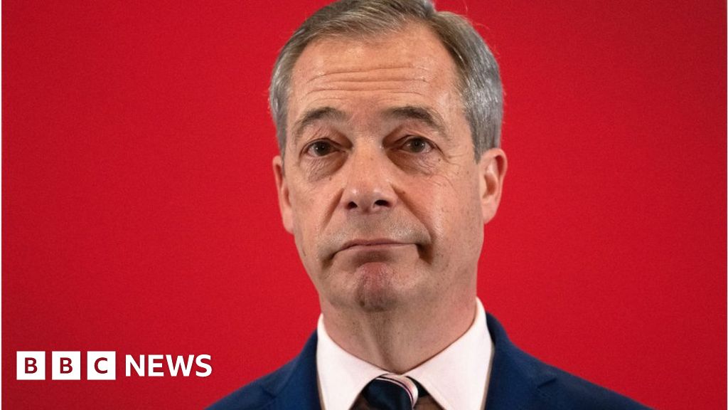 Bank face threat to licences over Farage bank account row