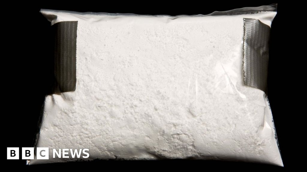 Do six people die for every kilo of cocaine? - BBC News