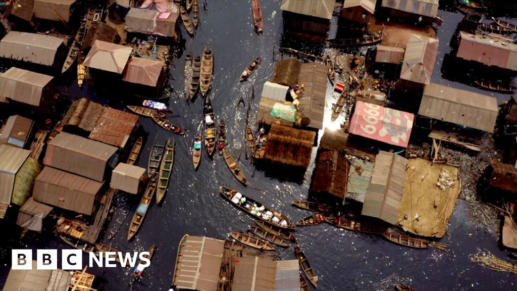 Nigeria housing: 'I live in a floating slum' in Lagos