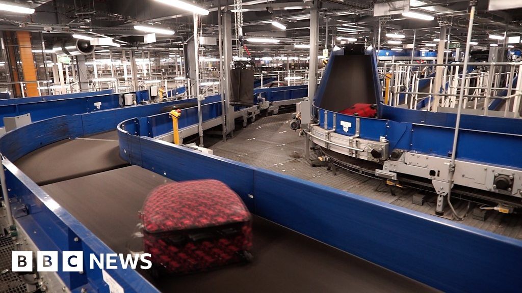 Inside Heathrow's high-tech baggage system