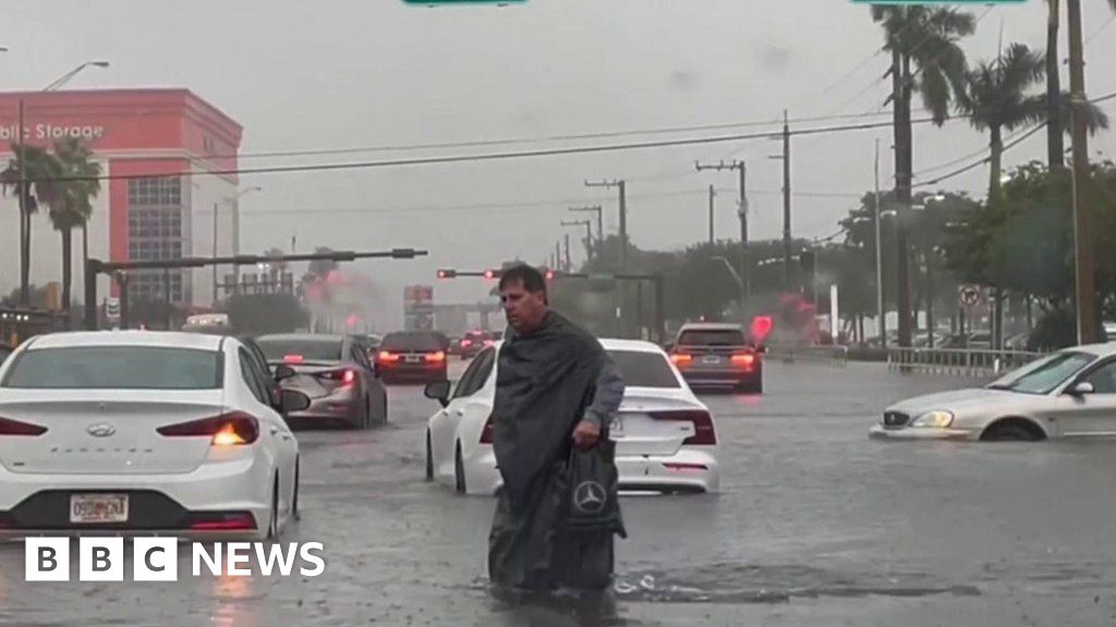 South Florida endures 'life threatening' floods