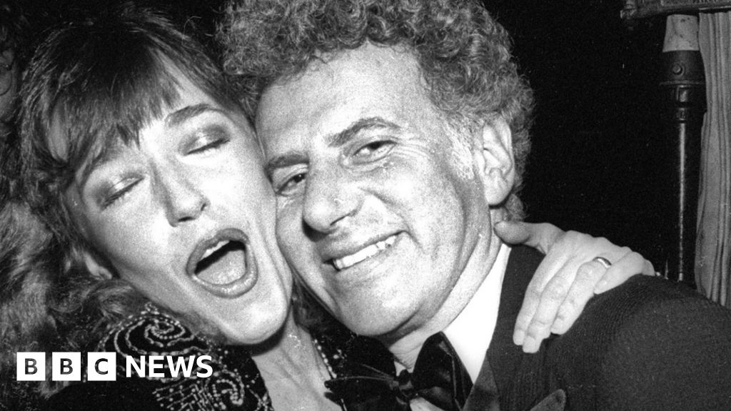 Mark Fleischman: Former Studio 54 club owner dies by assisted suicide at Dignitas