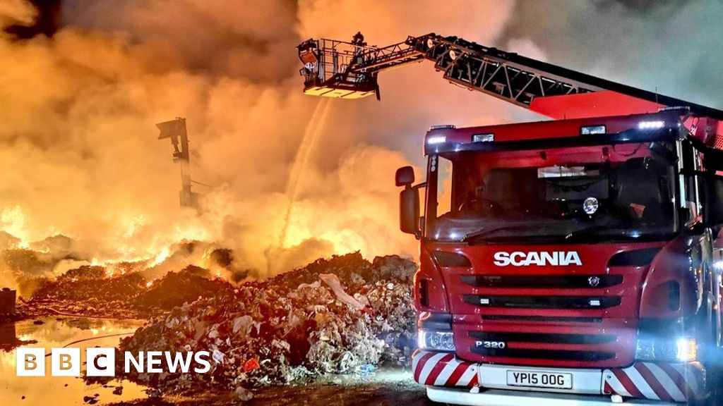 Fire crews remain at Doncaster waste site blaze