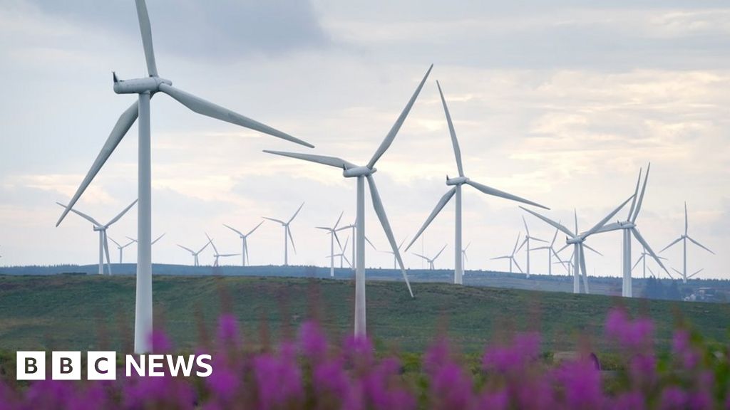 Whitelee green hydrogen facility receives £9.4m investment - BBC News