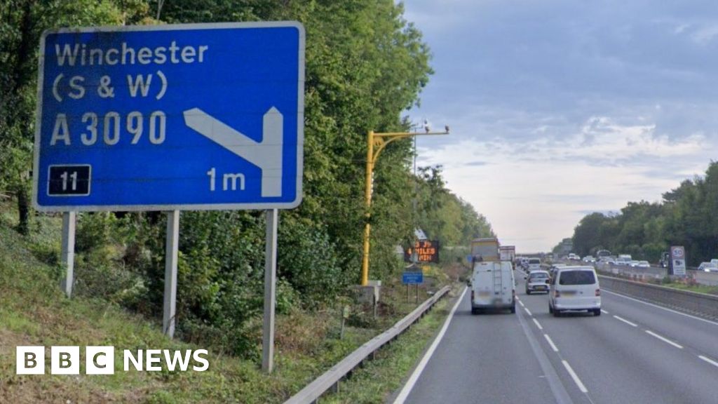 M3 northbound delays due to emergency bridge repairs BBC News