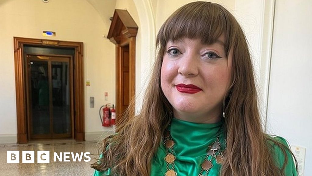 Green Party secures first ever Northern Ireland mayoral role - BBC News