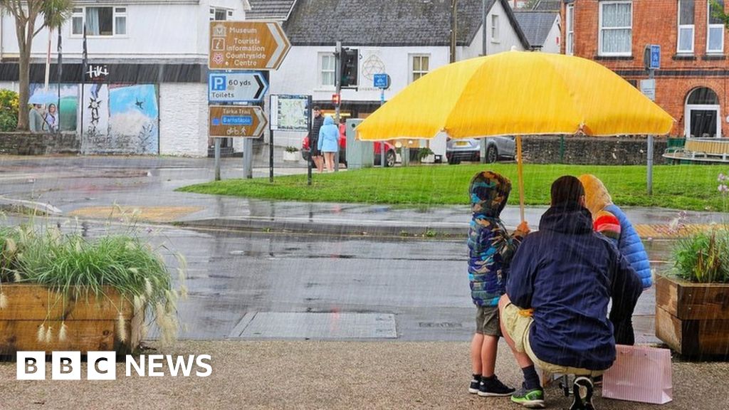 UK weather: When will it stop raining and the summer improve?