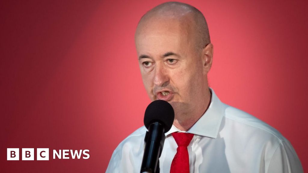Geraint Davies: Labour MP suspended over behaviour claims