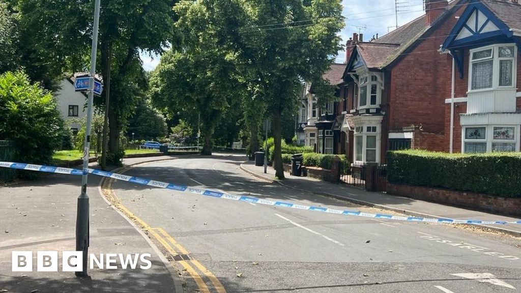 Murder charge after woman found injured in Wolverhampton street - BBC News