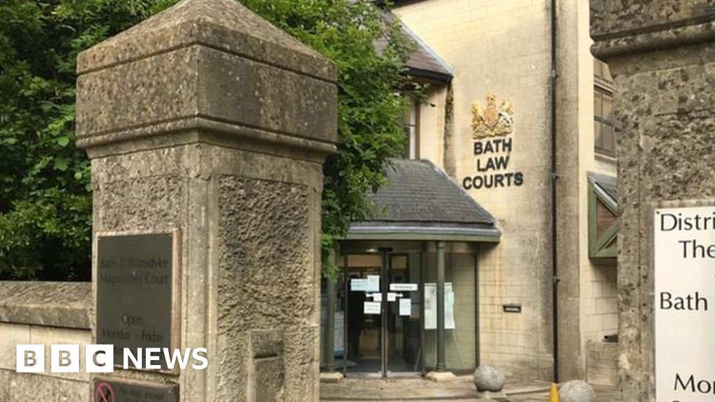 Wiltshire trader fined for failing to carry out fencing work 