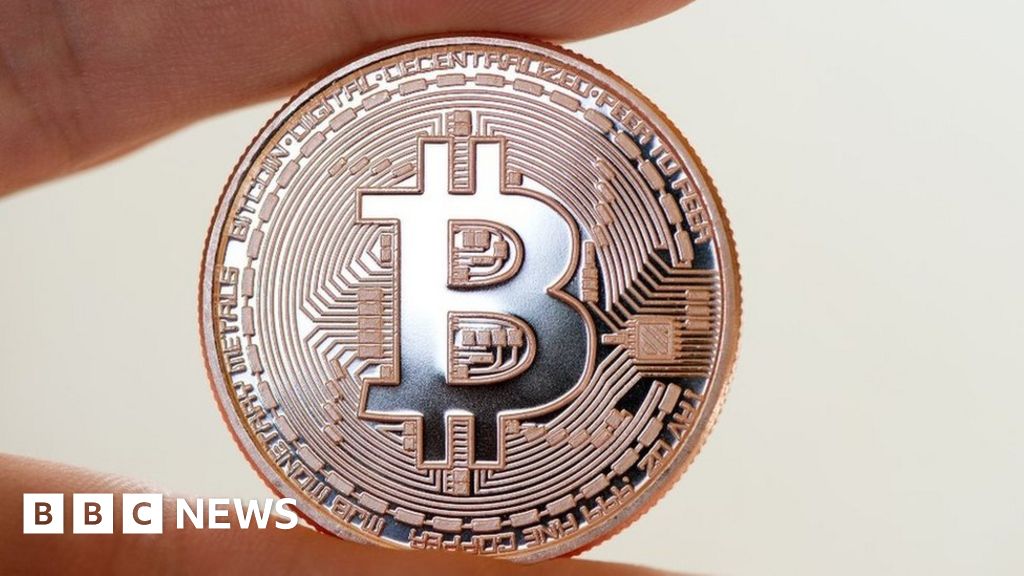 Bitcoin splits as new currency takes off