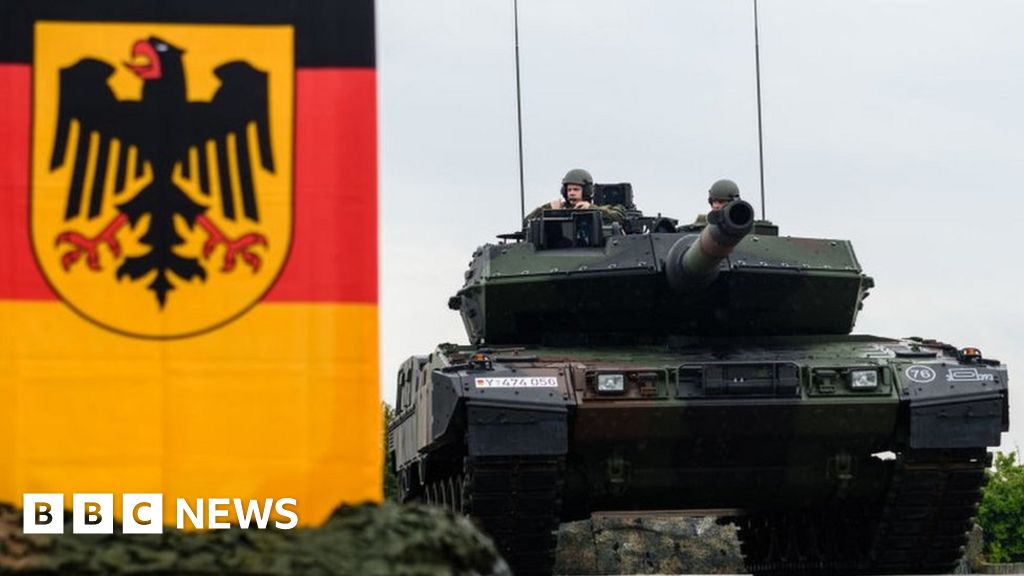 Germany's Scholz wobbles on tanks for Ukraine