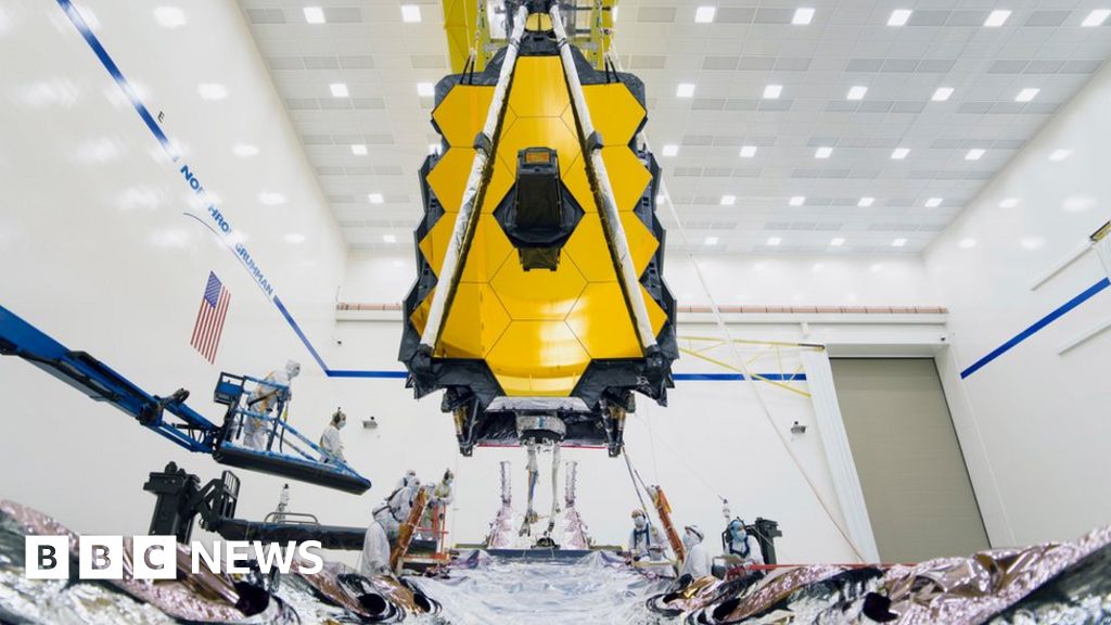 James Webb Space Telescope comes together