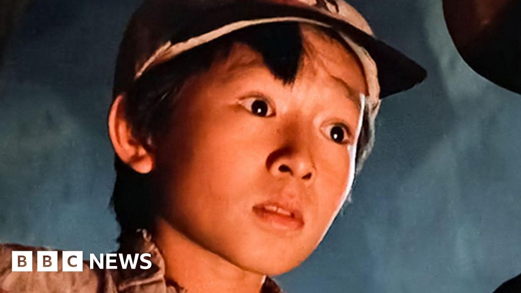 Ke Huy Quan: From forgotten child star to Oscars hero