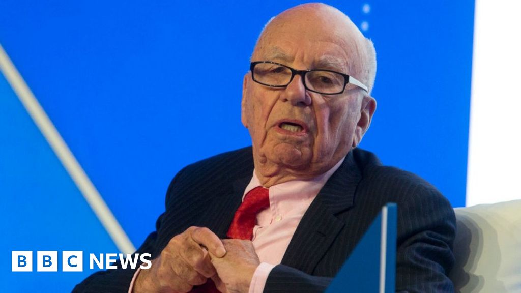 Murdoch 112 Australia print papers in major - BBC News