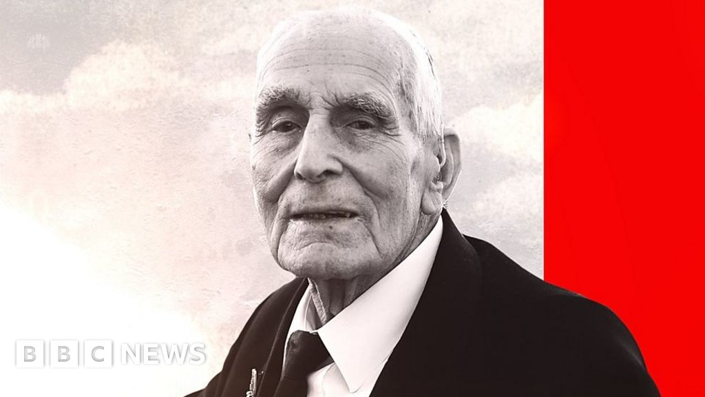 ww2-john-dennett-served-at-every-major-allied-landing-bbc-news