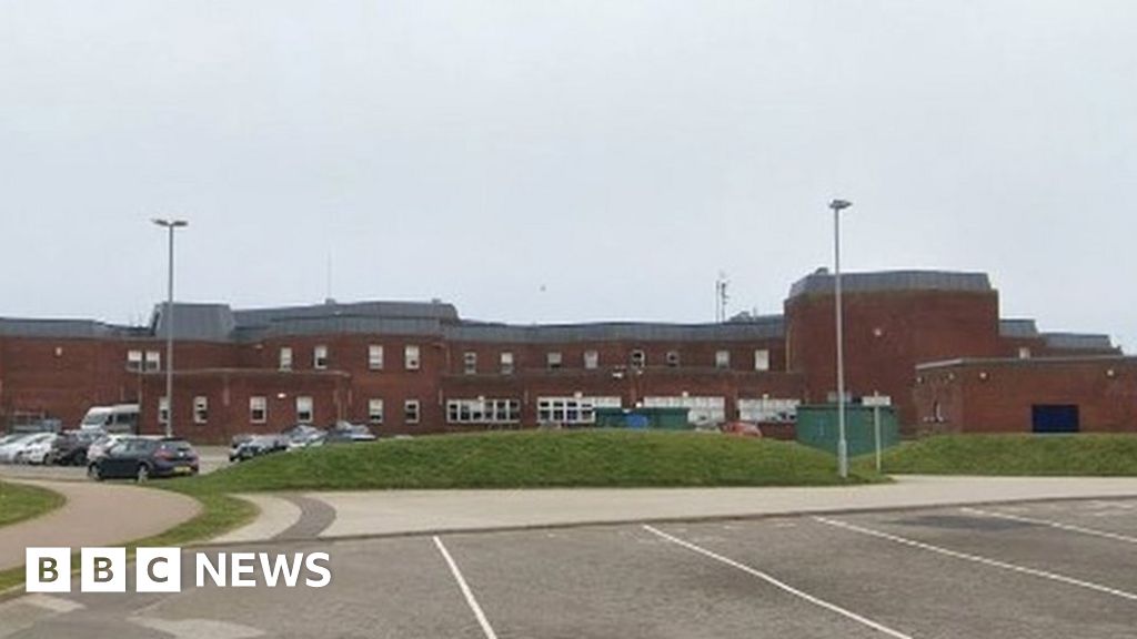 Teenager arrested after Peterhead school weapon incident - BBC News