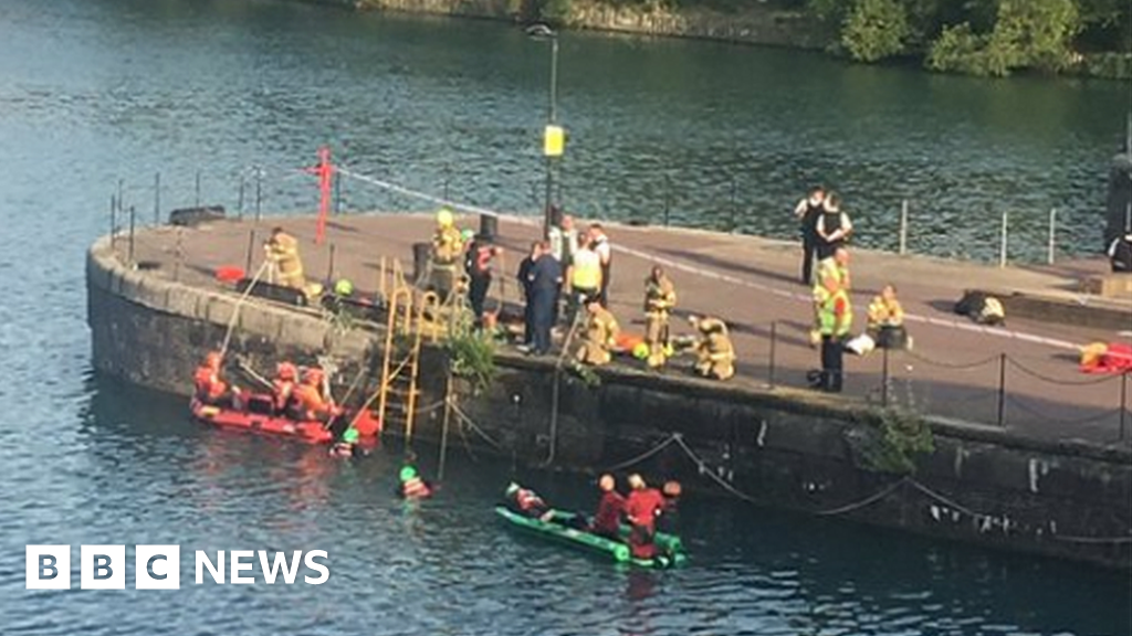 River Thames Missing Swimmers Bodies Found By Search Teams Bbc News