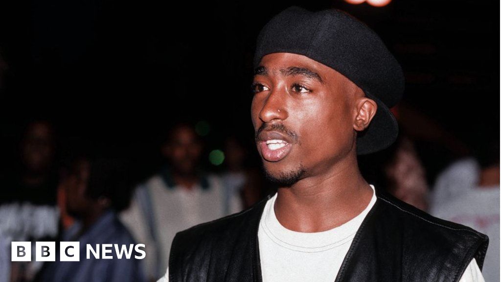 Tupac Shakur: Police search house over 1996 killing