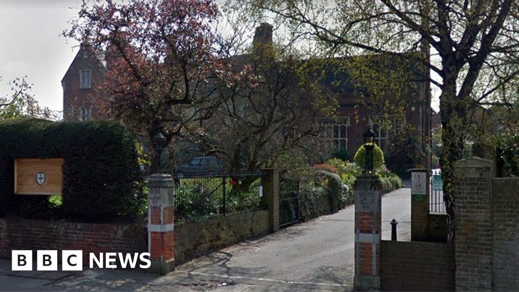 colchester royal grammar school ofsted warns of sexist culture bbc news colchester royal grammar school ofsted warns of sexist culture bbc news